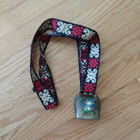 Vintage Austria Cow Bell Souvenir Cowbell with Embroidered Woven Strap Edelweiss - Picture 1 of 15